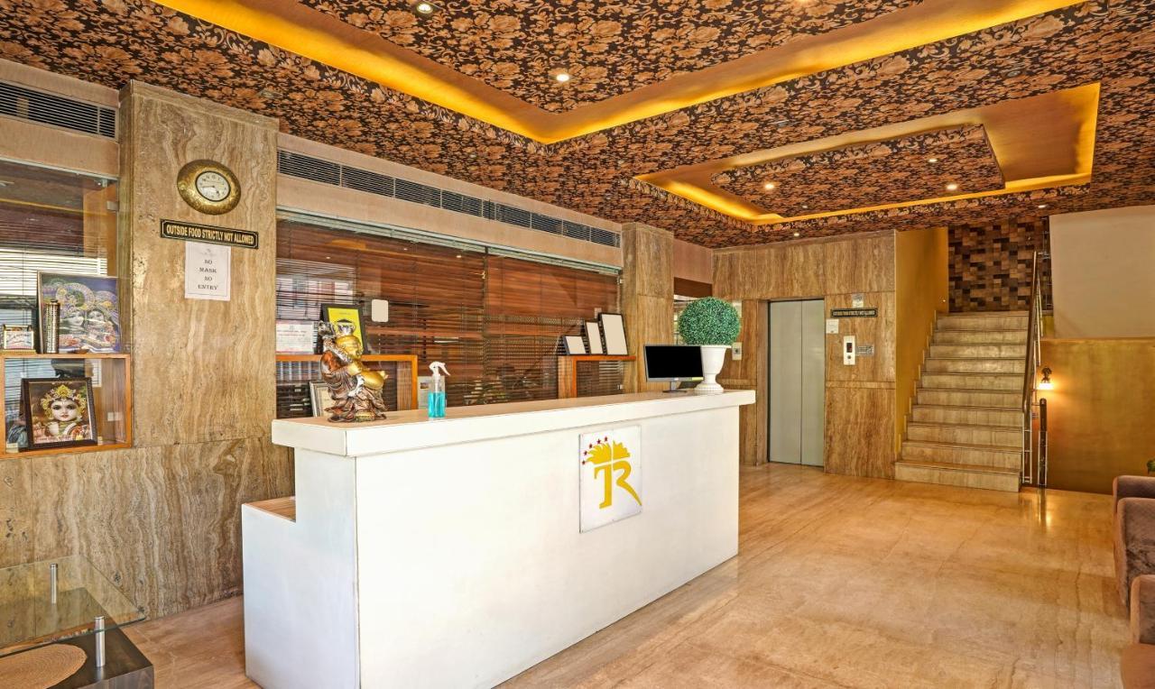 Treebo The Royal Cm, 4 Km From City Palace 자이푸르 외부 사진